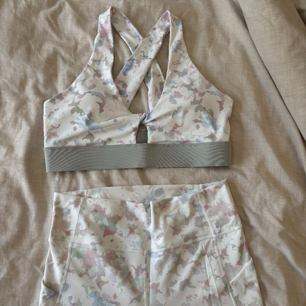 Fabletics Pure Luxe Medium Impact Bra